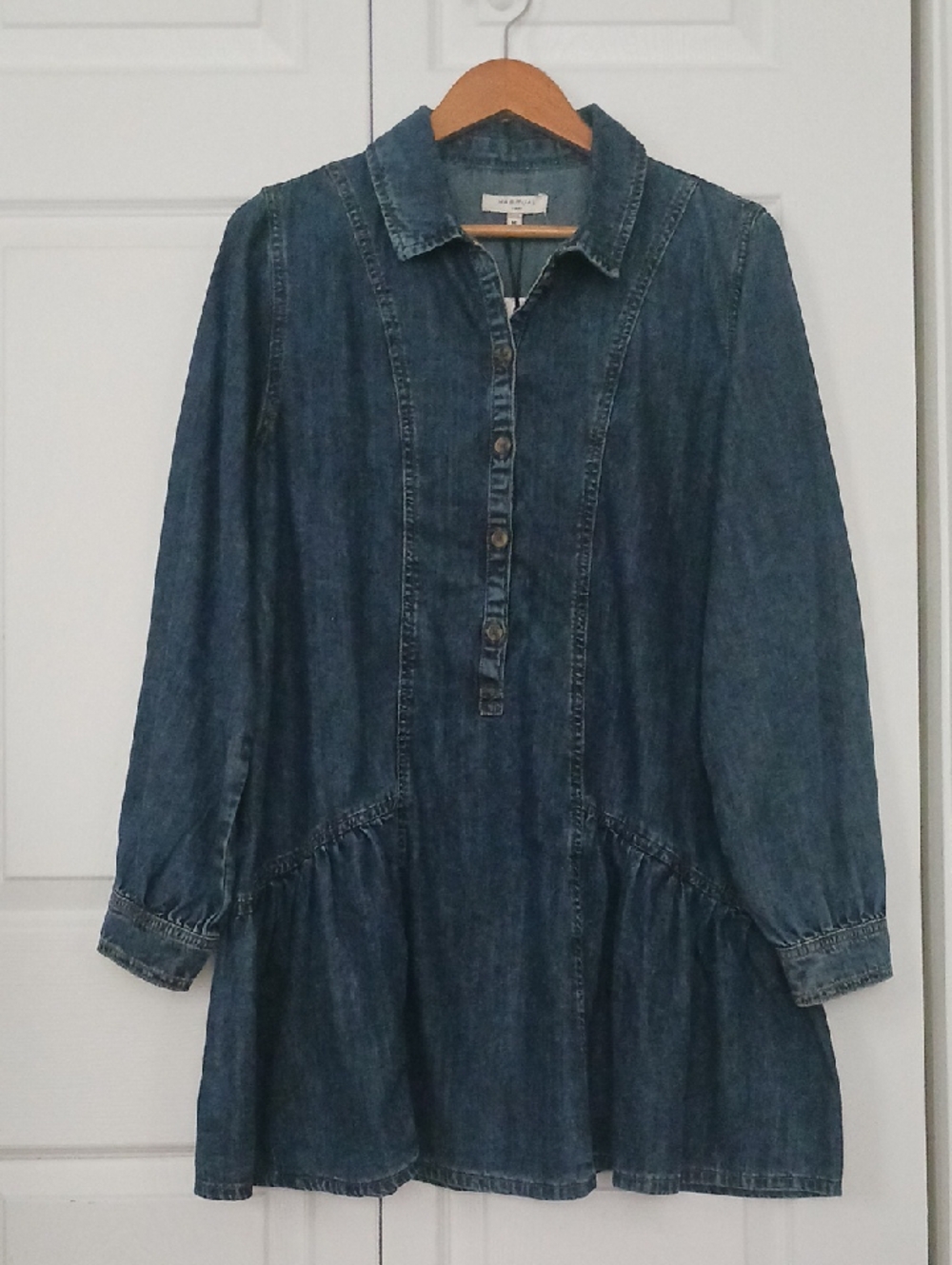 Habitual Long Sleeve Flirty Denim Dress Size M NWT